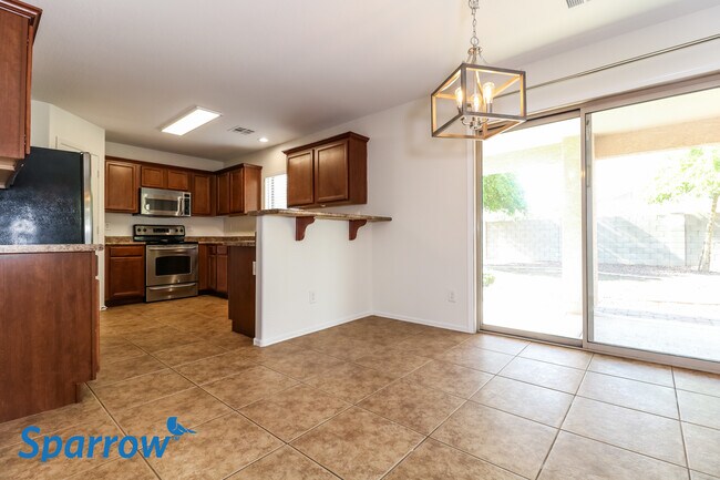Building Photo - 16546 W DESERT BLOOM Street