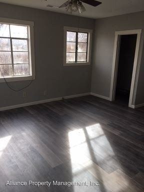 Foto del edificio - Studio, 1 bath Room For Rent - 619 Ratone Ln.