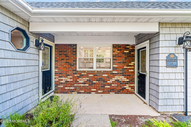 Foto del edificio - 61 Berkshire Dr