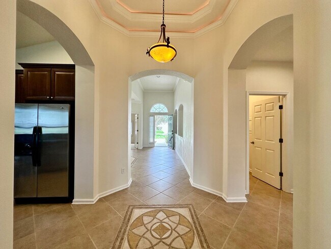 Building Photo - 3 Car Garage! Great Amenities!  Lake View!...