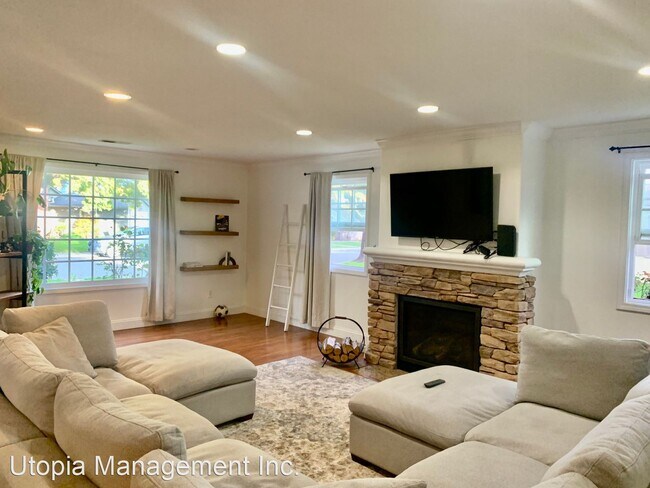 Foto del edificio - 3 br, 2 bath House - 249 Tapadero Street
