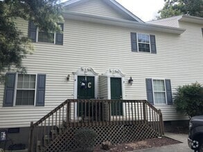 Building Photo - 1129 Miller Dr