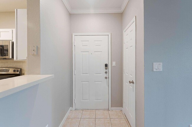 Interior Photo - The Club at Stablechase