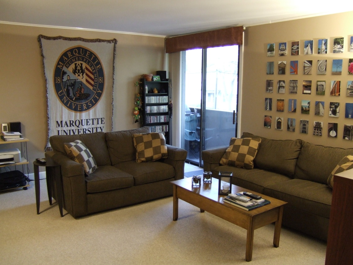 2025 E Greenwich Ave Unit 117, Milwaukee, WI 53211 Condo for Rent in