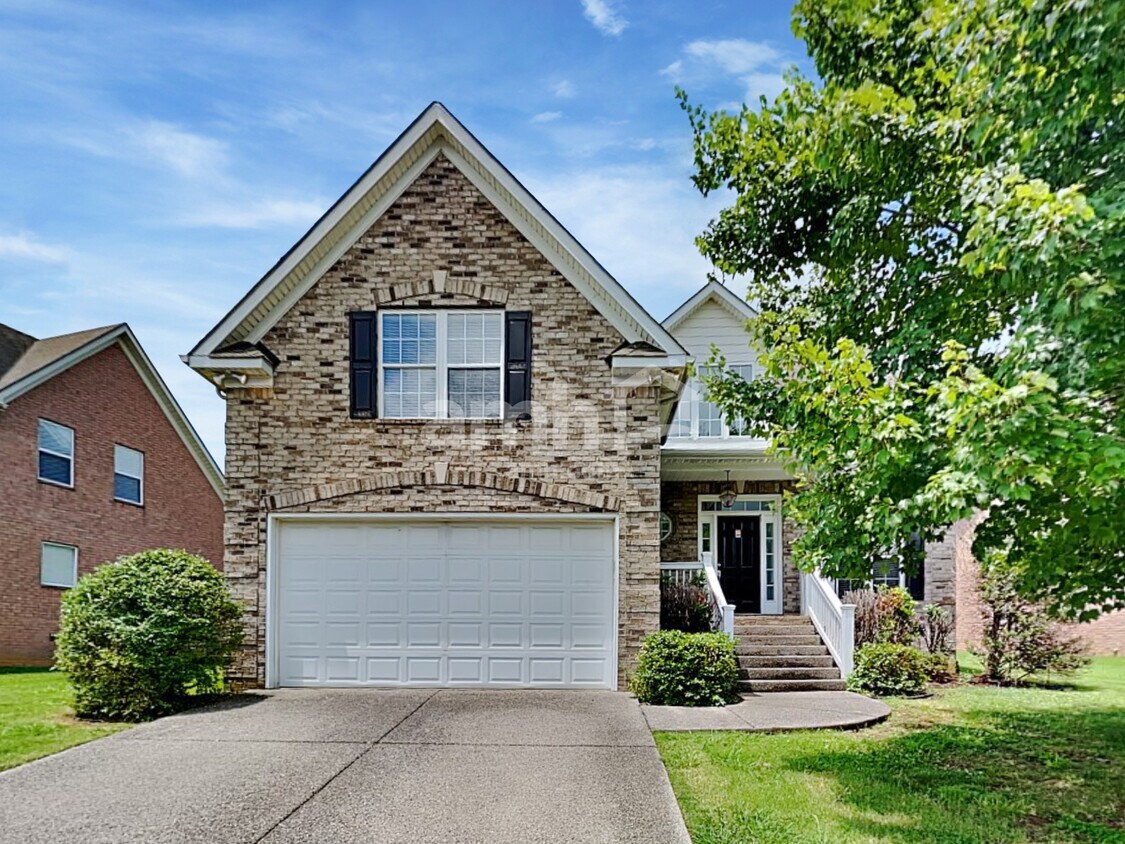 Foto principal - 3014 Honeysuckle Dr
