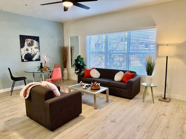 Building Photo - Stone Avenue Standard