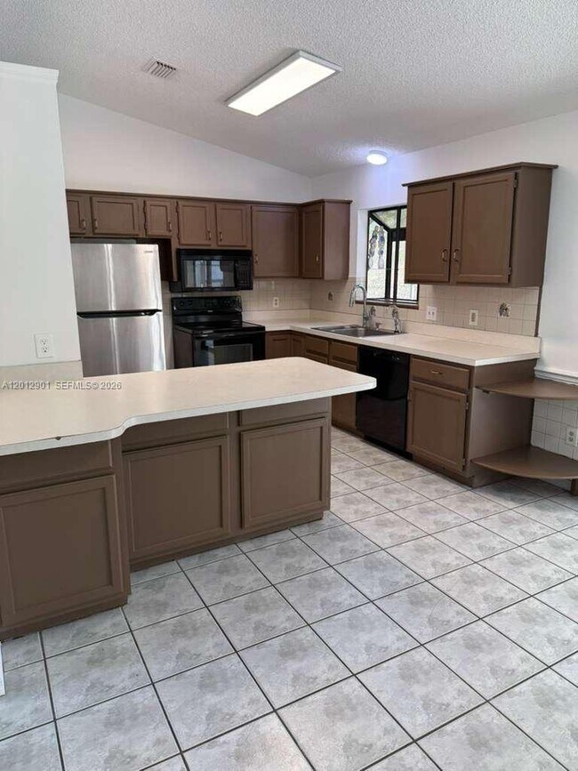 Foto del edificio - 7403 Winter Garden Pkwy