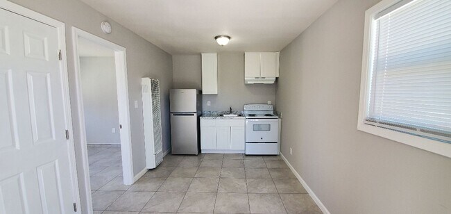 Foto del edificio - 712-714 Gateway Dr