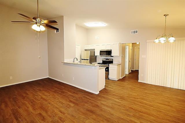 Foto del edificio - 6620 S Creek Dr