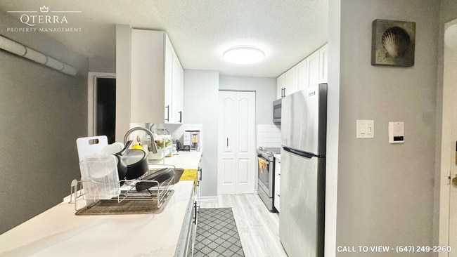 Photo du bâtiment - 30 Bridge St W