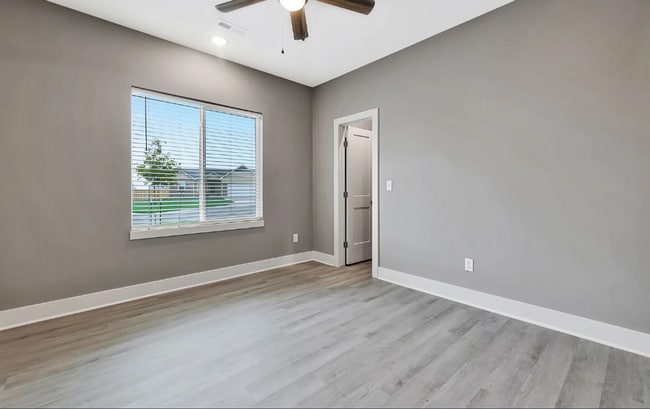 Building Photo - 4587 S Doris Ct