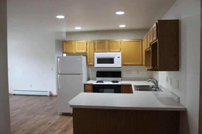 Interior Photo - Shade Tree Estates