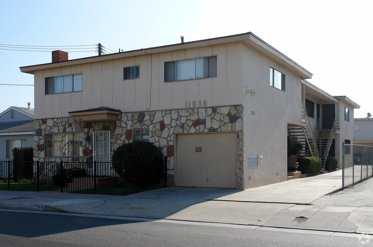 11936 Grevillea Ave, Hawthorne, CA 90250 Apartments in Hawthorne, CA