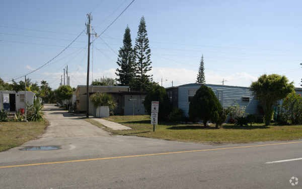 Primary Photo - 167 20th Ave