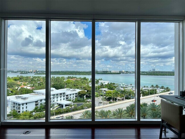 Building Photo - 10275 Collins Ave