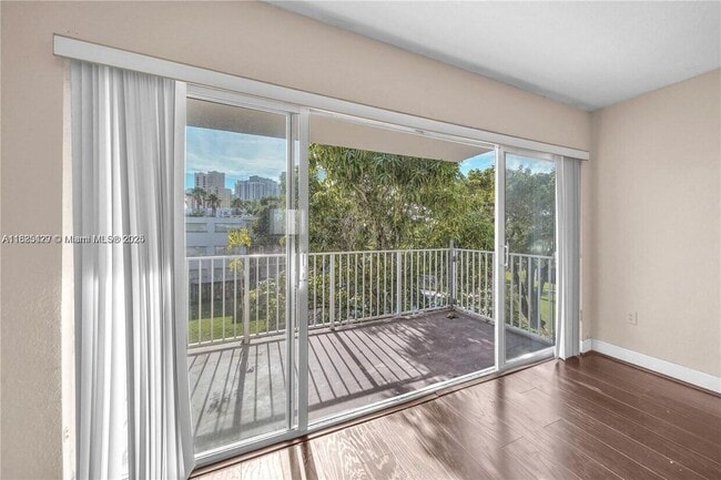 Foto del edificio - 7737 SW 88th St