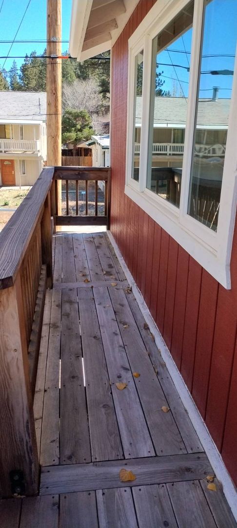 Foto del edificio - 6836 Lakewood Dr