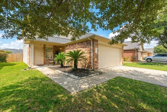 Building Photo - 21611 Falvel Misty Dr