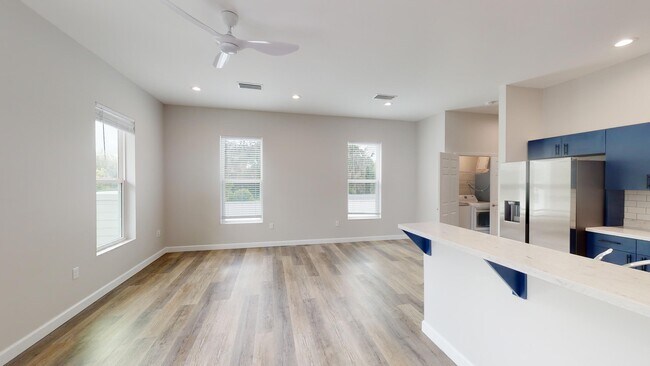 Foto del edificio - 1818 E Robinson St