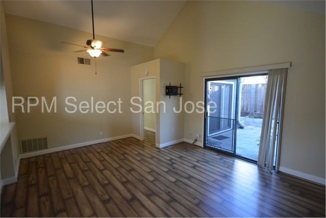 Building Photo - 16740 Audrey Dr