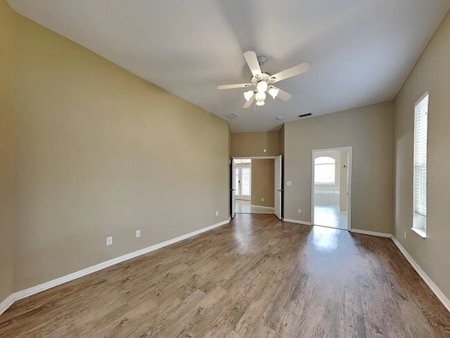 Building Photo - 3716 72nd Terrace E