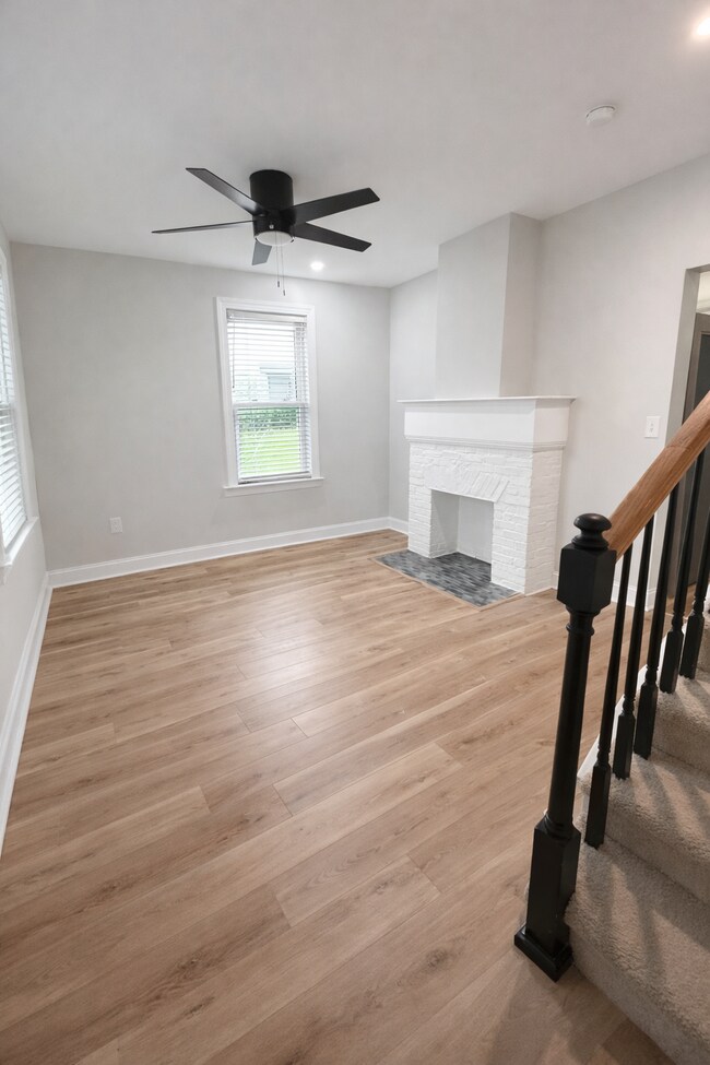 Foto del edificio - 3307 Monroe St