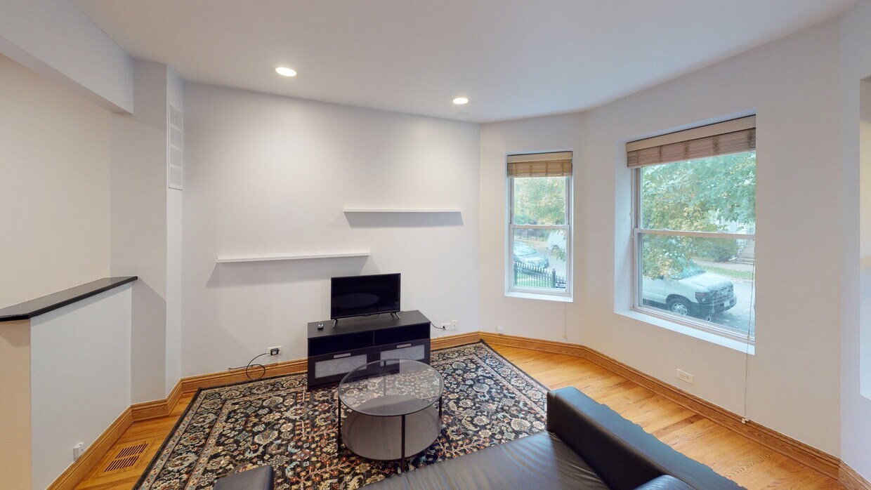 Photo - 3020 N Sawyer Ave Apartment