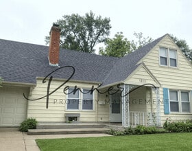 Building Photo - 1212 W 26th St S