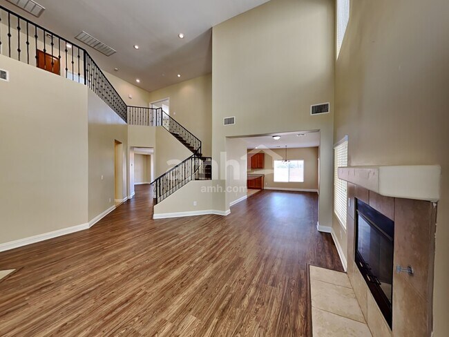 Foto del edificio - 2920 E Gables Vale Ct