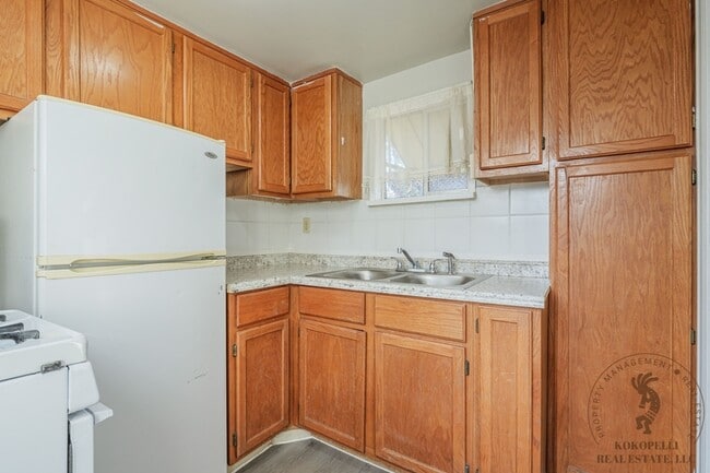 Foto del edificio - 1451 Pinyon Ave