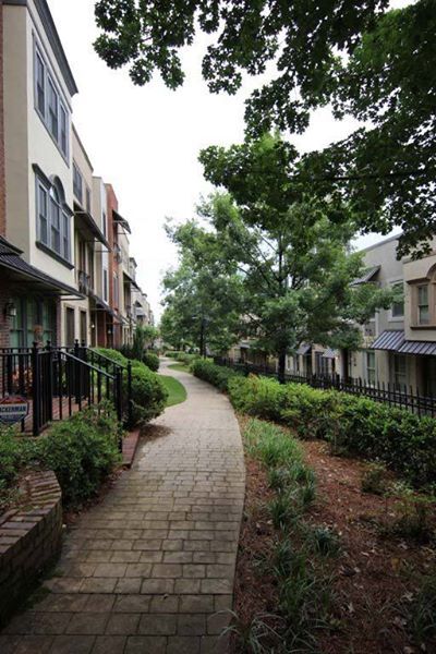 Foto del edificio - 1219 Mecaslin St NW