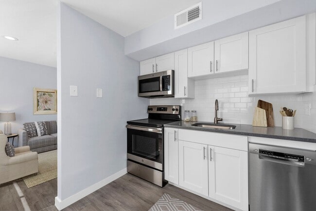 Interior Photo - 7201-05 Gravois Apartments