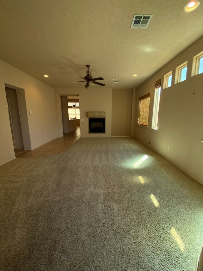 Building Photo - Beautiful home in The Boulders at Sonoma R...