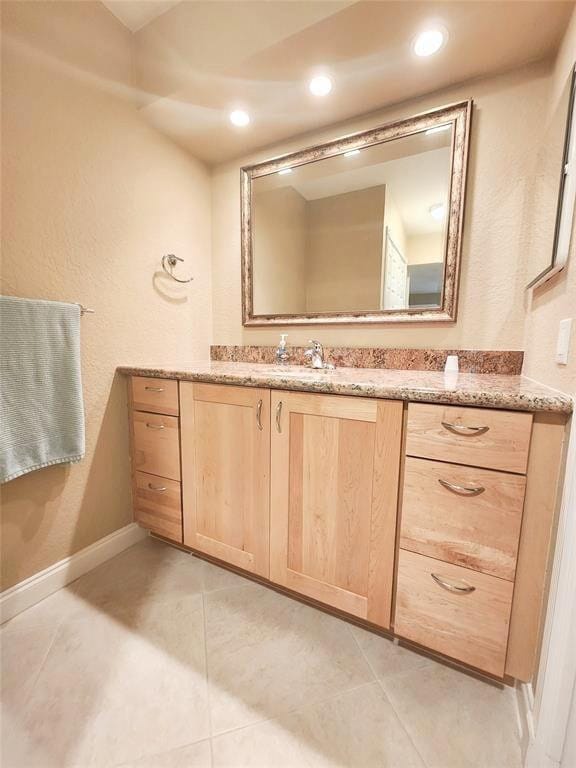 Building Photo - 6281 Bay Club Dr