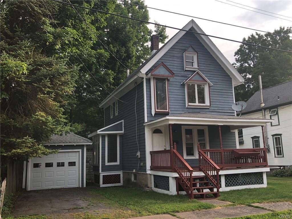 Primary Photo - Charming 2 Bedroom Single Family