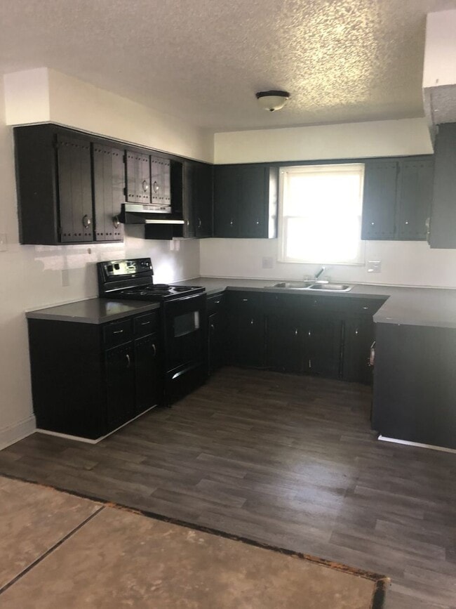 Foto del edificio - 3404 W Sylvania St