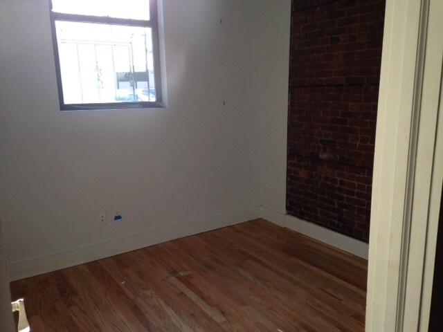 Building Photo - 128 Manhattan Ave