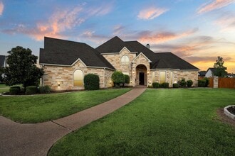 Building Photo - 7030 Flagstone Cir
