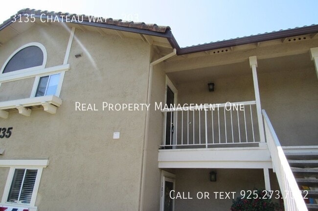 Building Photo - 3135 Chateau Way