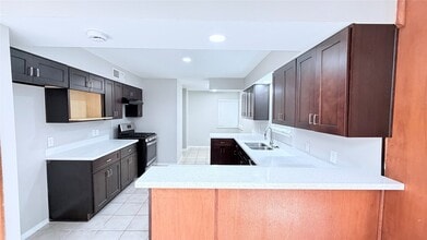 Building Photo - 11119 Atwell Dr