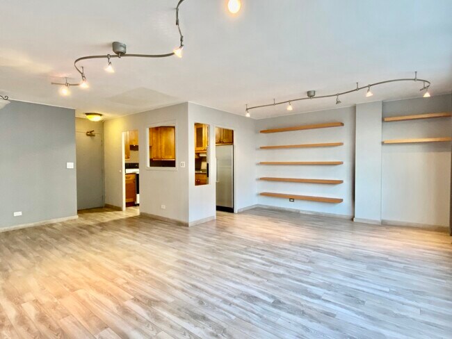 Foto del edificio - 6157 N Sheridan Rd