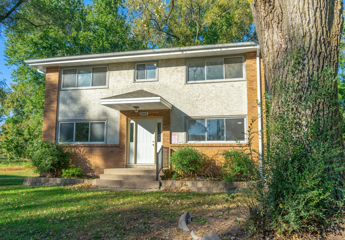 Foto principal - 5661 Quincy St