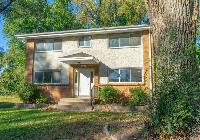 Building Photo - 5661 Quincy St