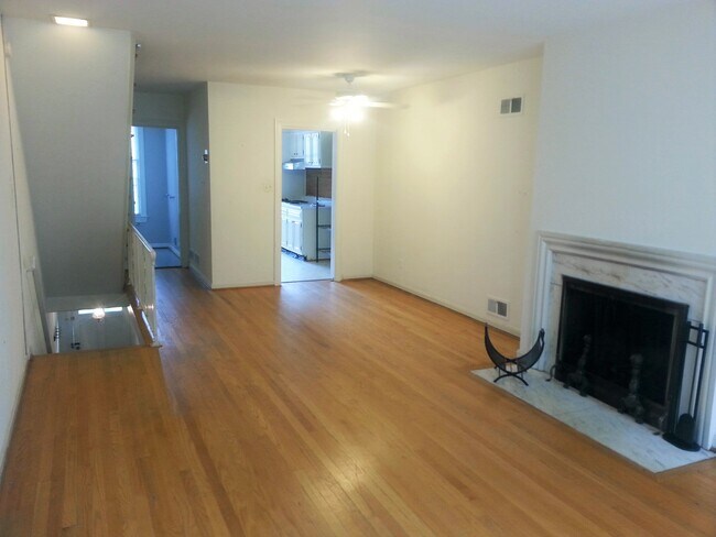 Foto del edificio - 809 East Capitol St SE