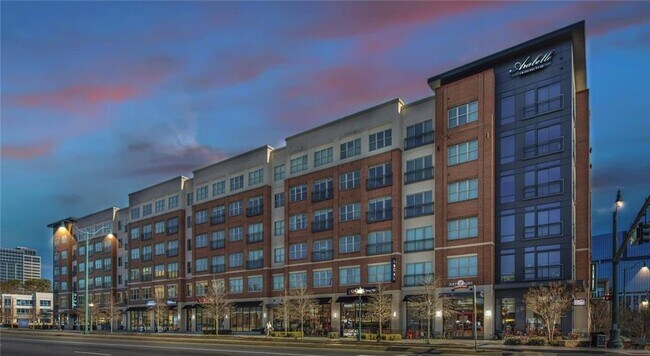 Foto del edificio - 1110 Hammond Dr