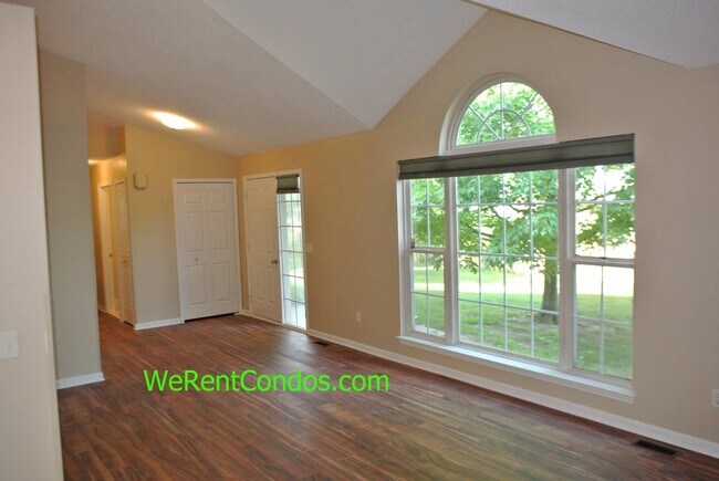 Building Photo - 301 Daniel Ave