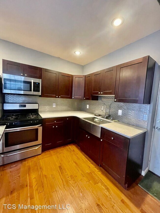 Foto del edificio - 3 br, 1 bath House - 2125 West Seybert Street