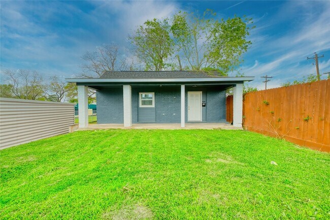 Foto del edificio - 365 Audrey Ln