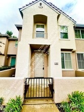 Building Photo - 1307 Esplanade Cir