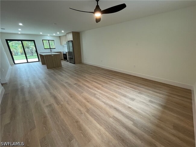 Building Photo - 3619 Poplar Way